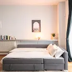 Homely - Central, Spacious, Rosenthaler Platz I Cafe Appartamento