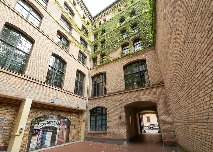 Homely - Central, Spacious, Rosenthaler Platz I Cafe *