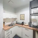 Apartamento Homely - Central, Spacious, Rosenthaler Platz I Cafe Berlim