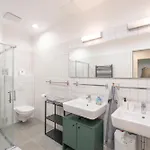 Homely - Central, Spacious, Rosenthaler Platz I Cafe