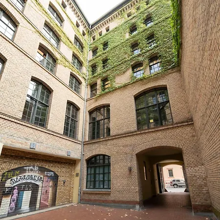 Homely - Central, Spacious, Rosenthaler Platz I Cafe *