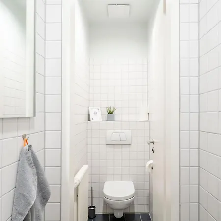 Homely - Central, Spacious, Rosenthaler Platz I Cafe