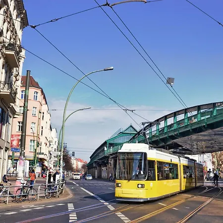 Homely - Central, Spacious, Rosenthaler Platz I Cafe Lejlighed Berlin