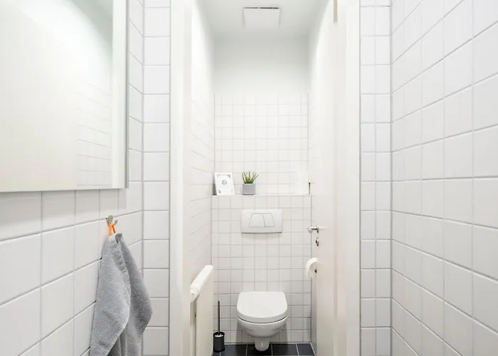 Homely - Central, Spacious, Rosenthaler Platz I Cafe